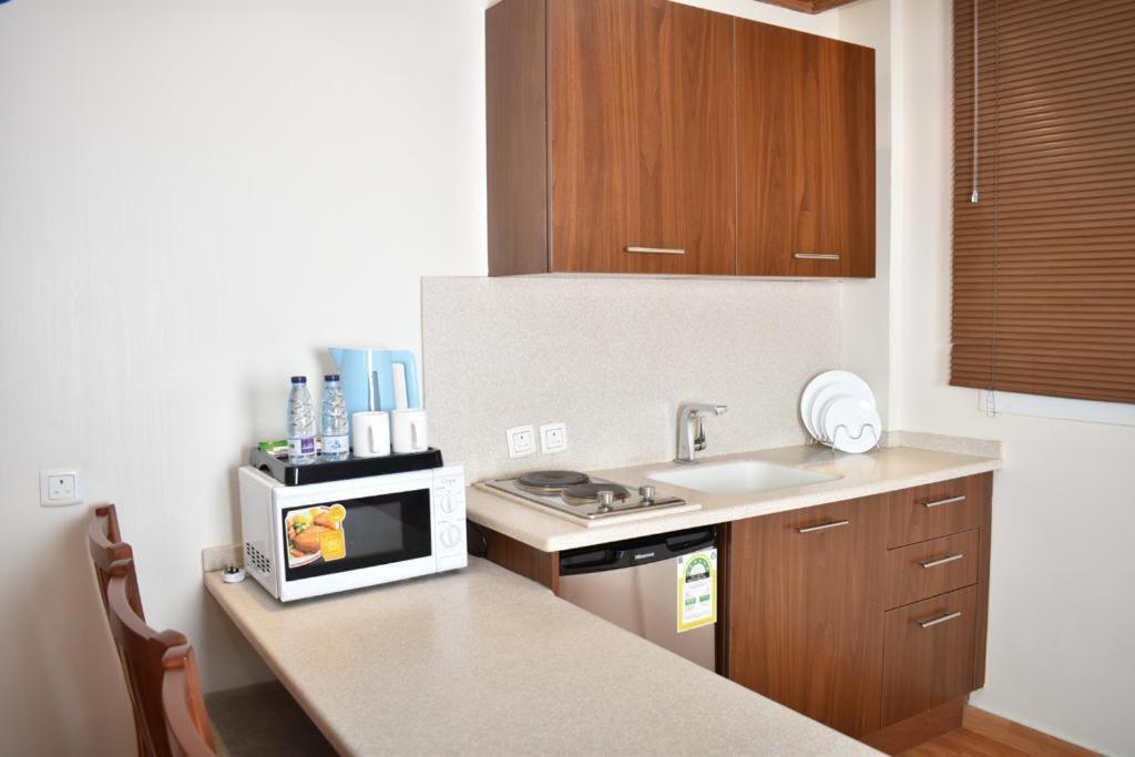 Diva Hotel Suites Джедда Экстерьер фото